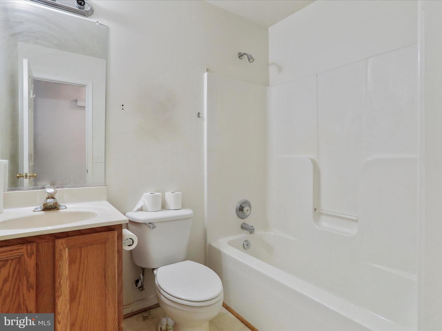 213 BLACK OAK DR, MAURERTOWN, Virginia 22644, 3 Bedrooms Bedrooms, ,2 BathroomsBathrooms,Residential,For sale,213 BLACK OAK DR,VASH2013032 MLS # VASH2013032