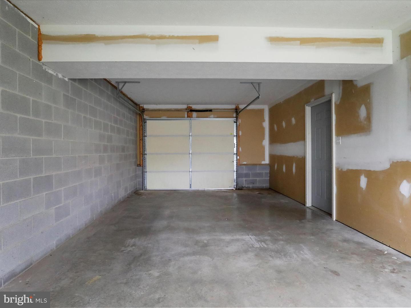 213 BLACK OAK DR, MAURERTOWN, Virginia 22644, 3 Bedrooms Bedrooms, ,2 BathroomsBathrooms,Residential,For sale,213 BLACK OAK DR,VASH2013032 MLS # VASH2013032