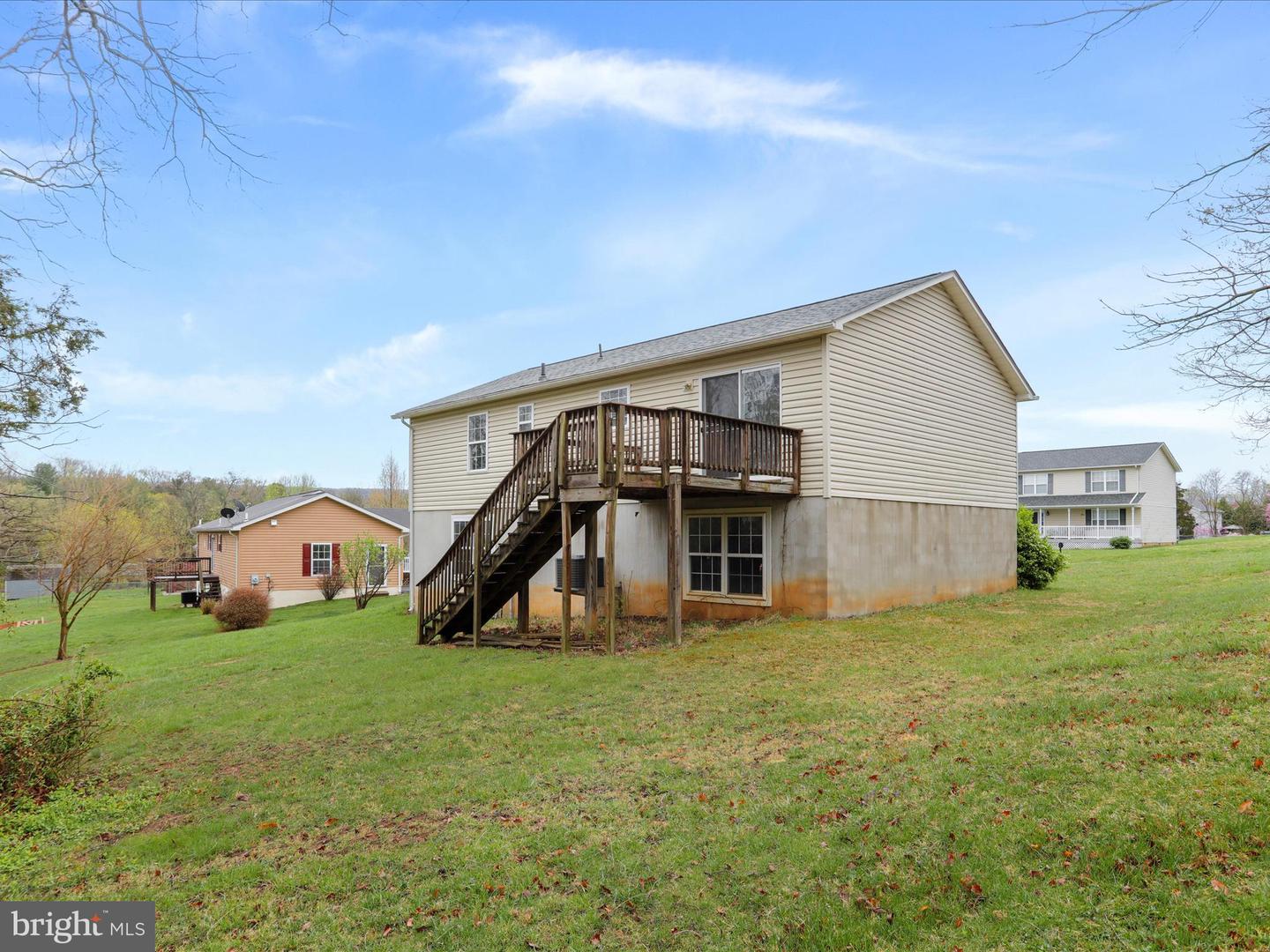 213 BLACK OAK DR, MAURERTOWN, Virginia 22644, 3 Bedrooms Bedrooms, ,2 BathroomsBathrooms,Residential,For sale,213 BLACK OAK DR,VASH2013032 MLS # VASH2013032