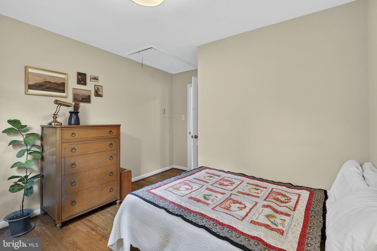 105 W OATES AVE, WINCHESTER, Virginia 22601, 3 Bedrooms Bedrooms, ,2 BathroomsBathrooms,Residential,For sale,105 W OATES AVE,VAWI2009494 MLS # VAWI2009494