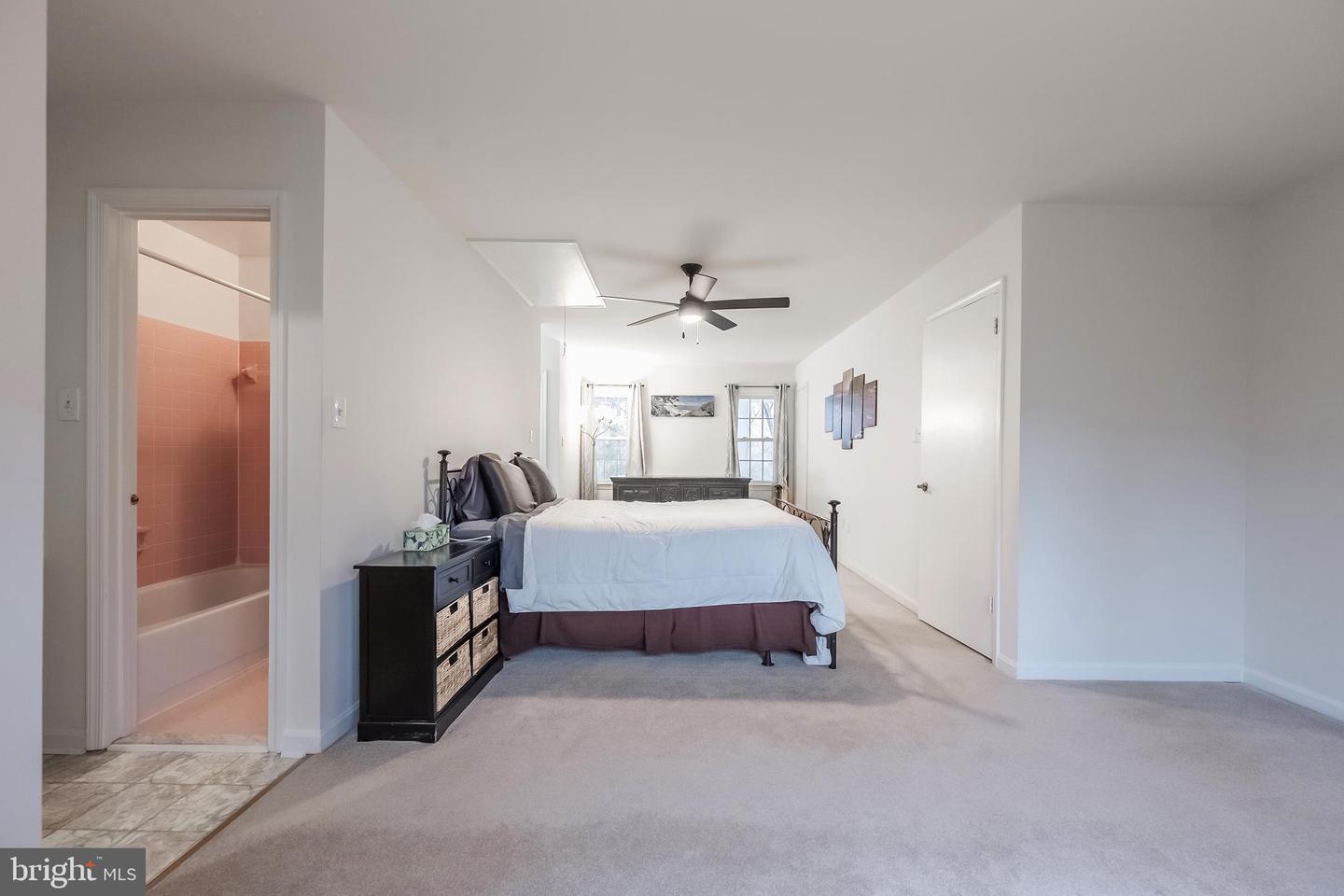 6245 SQUIRREL NEST LN, WARRENTON, Virginia 20187, 4 Bedrooms Bedrooms, ,5 BathroomsBathrooms,Residential,For sale,6245 SQUIRREL NEST LN,VAFQ2019692 MLS # VAFQ2019692 6245 SQUIRREL NEST LN, WARRENTON, Virginia 20187, 4 Bedrooms Bedrooms, ,5 BathroomsBathrooms,Residential,For sale,6245 SQUIRREL NEST LN,VAFQ2019692 MLS # VAFQ2019692