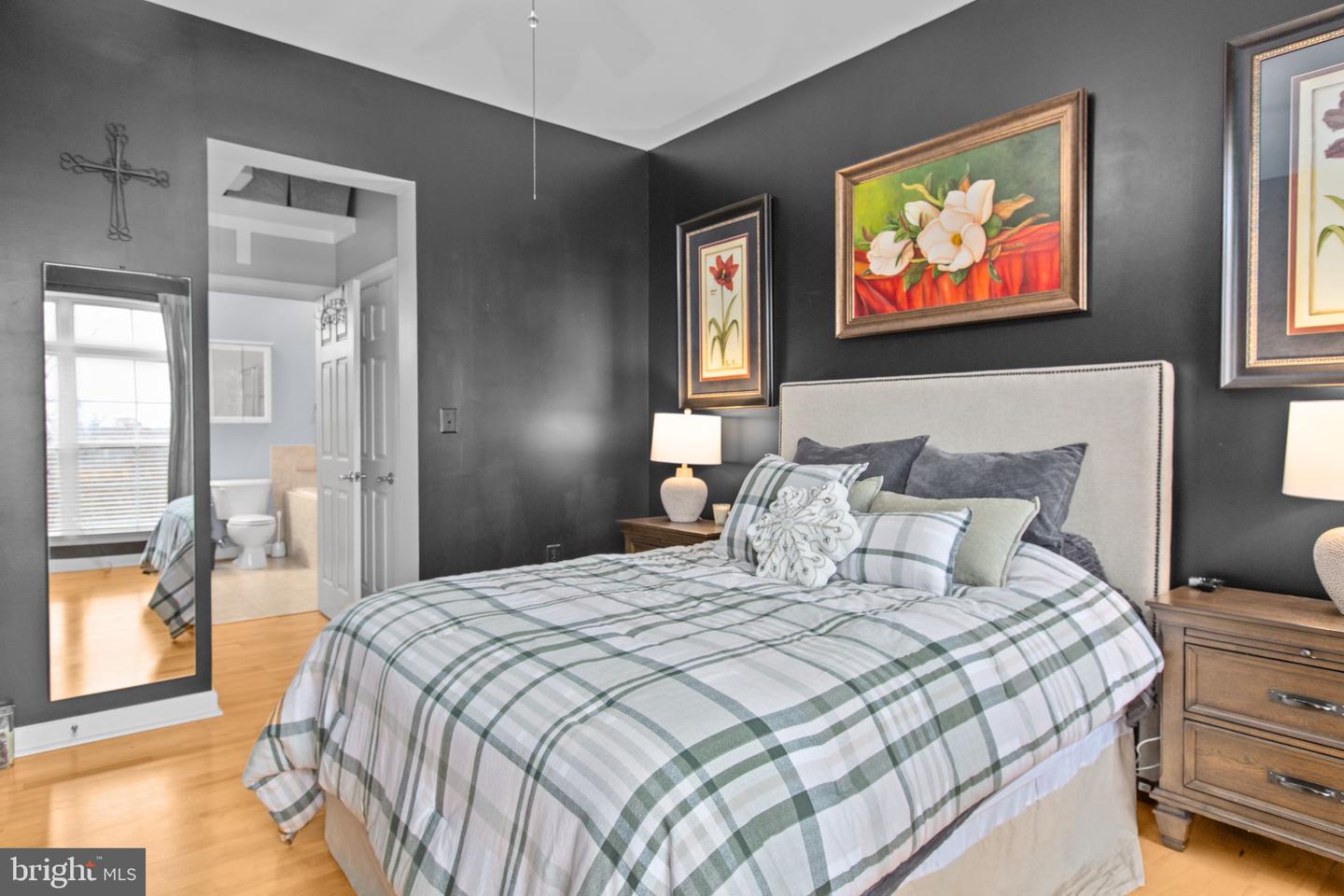 810 BELMONT BAY DR #303, WOODBRIDGE, Virginia 22191, 1 Bedroom Bedrooms, ,1 BathroomBathrooms,Residential,For sale,810 BELMONT BAY DR #303,VAPW2108006 MLS # VAPW2108006