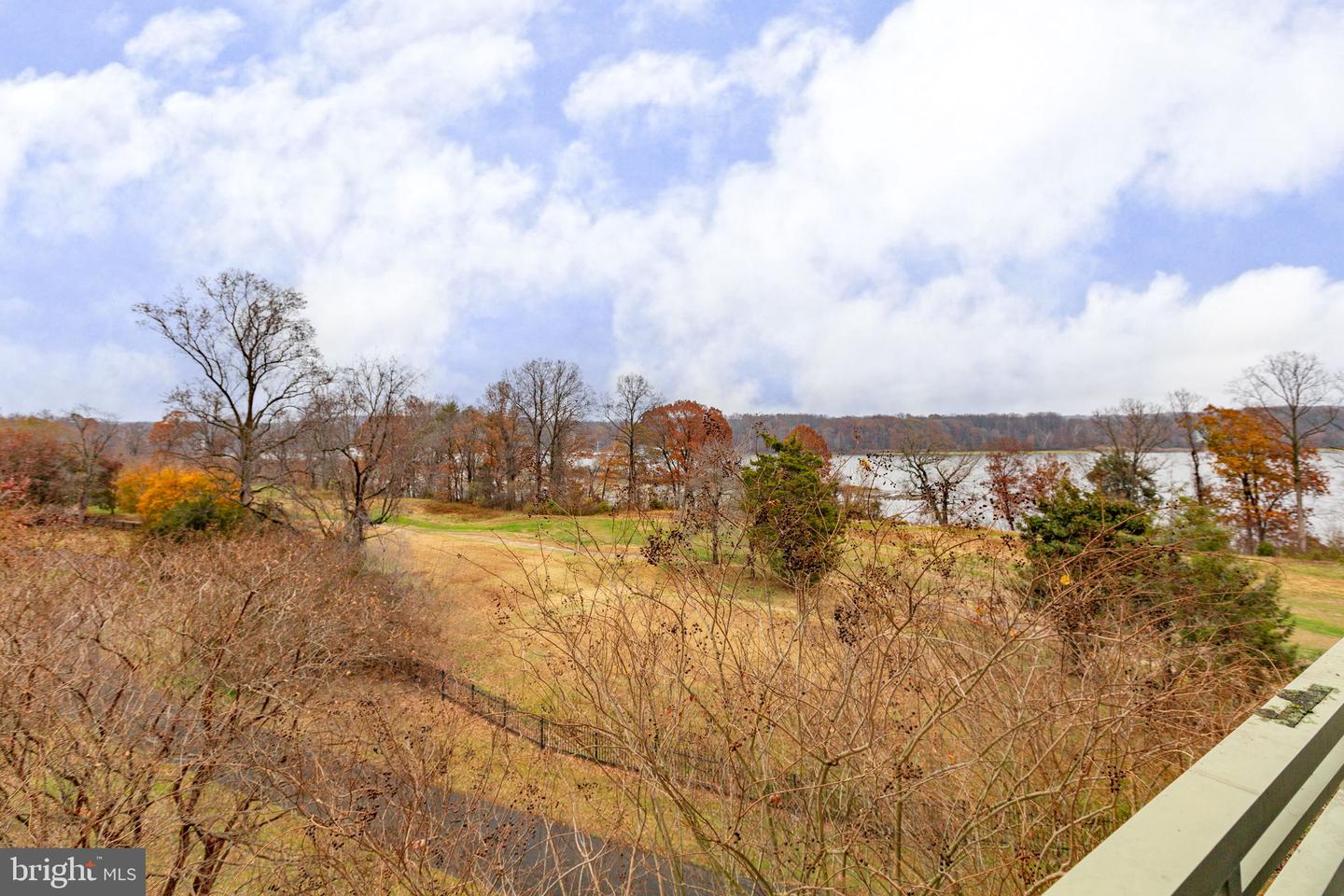 810 BELMONT BAY DR #303, WOODBRIDGE, Virginia 22191, 1 Bedroom Bedrooms, ,1 BathroomBathrooms,Residential,For sale,810 BELMONT BAY DR #303,VAPW2108006 MLS # VAPW2108006