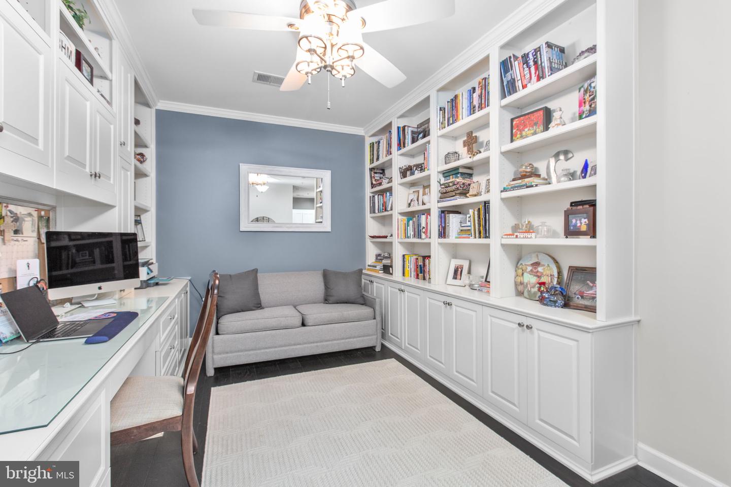 810 BELMONT BAY DR #303, WOODBRIDGE, Virginia 22191, 1 Bedroom Bedrooms, ,1 BathroomBathrooms,Residential,For sale,810 BELMONT BAY DR #303,VAPW2108006 MLS # VAPW2108006