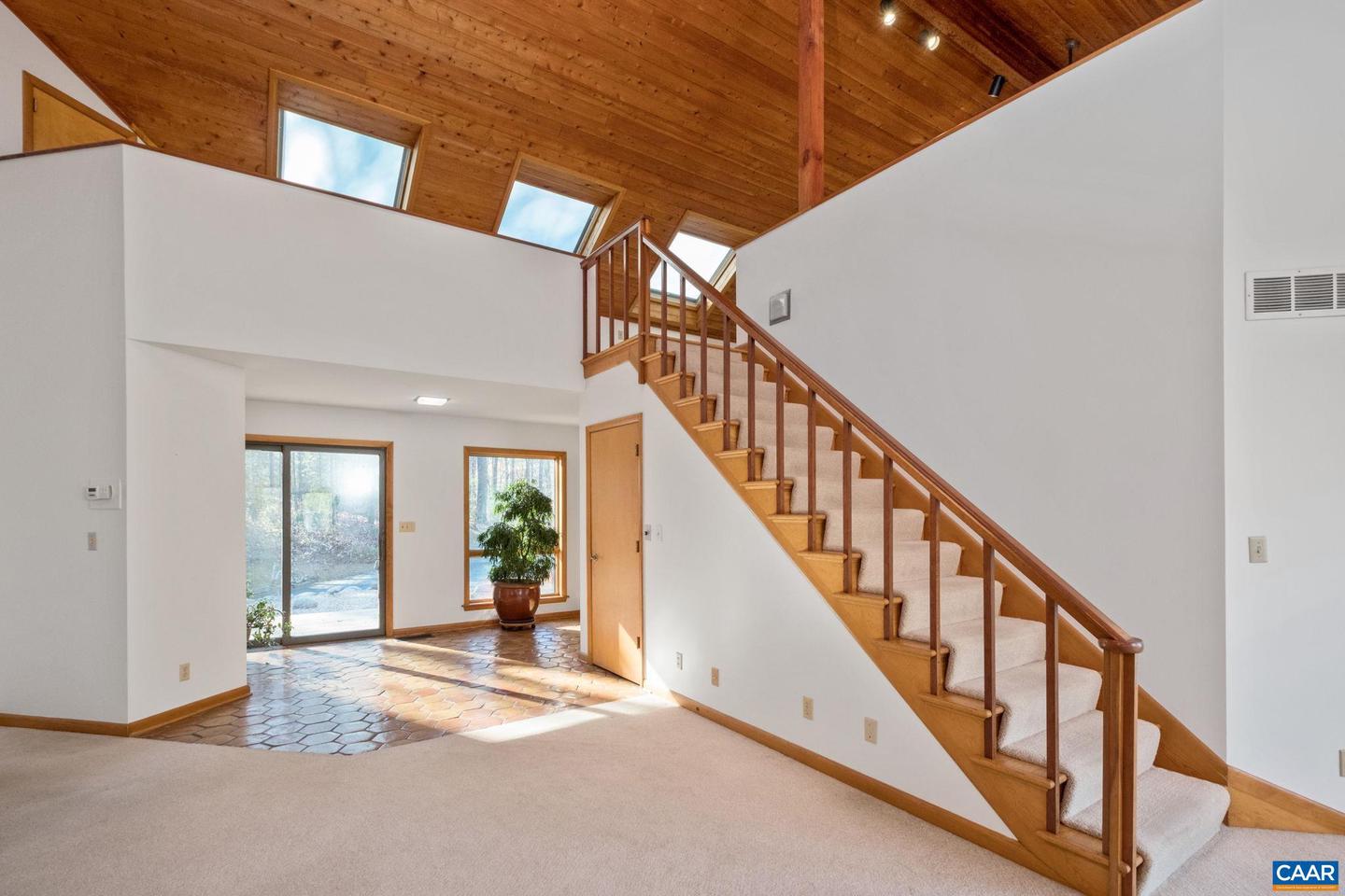 298 COURTHOUSE MOUNTAIN LN, MADISON, Virginia 22727, 3 Bedrooms Bedrooms, ,4 BathroomsBathrooms,Residential,For sale,298 COURTHOUSE MOUNTAIN LN,671261 MLS # 671261