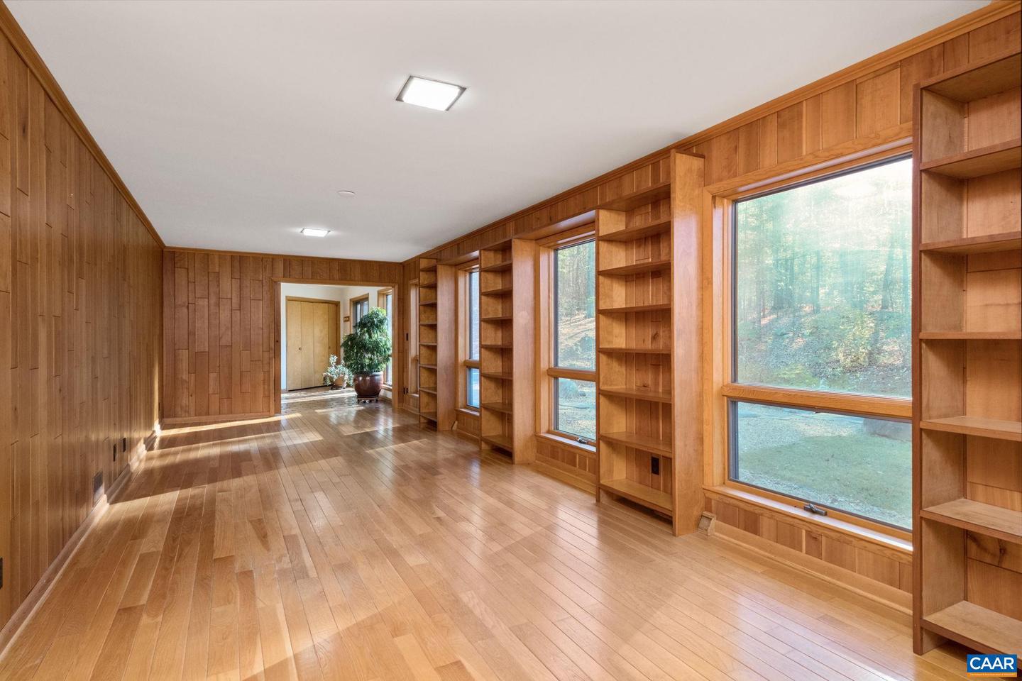 298 COURTHOUSE MOUNTAIN LN, MADISON, Virginia 22727, 3 Bedrooms Bedrooms, ,4 BathroomsBathrooms,Residential,For sale,298 COURTHOUSE MOUNTAIN LN,671261 MLS # 671261