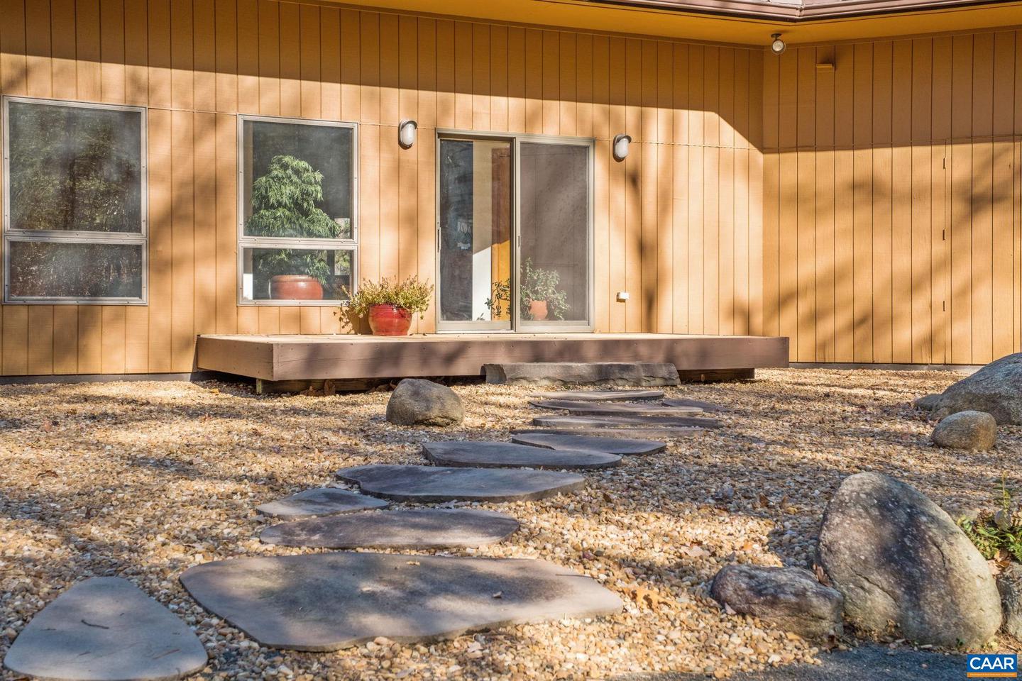 298 COURTHOUSE MOUNTAIN LN, MADISON, Virginia 22727, 3 Bedrooms Bedrooms, ,4 BathroomsBathrooms,Residential,For sale,298 COURTHOUSE MOUNTAIN LN,671261 MLS # 671261