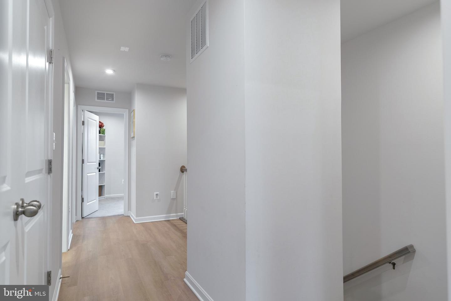 18245 SUMMIT POINTE DR, TRIANGLE, Virginia 22172, 4 Bedrooms Bedrooms, ,3 BathroomsBathrooms,Residential,For sale,18245 SUMMIT POINTE DR,VAPW2108036 MLS # VAPW2108036