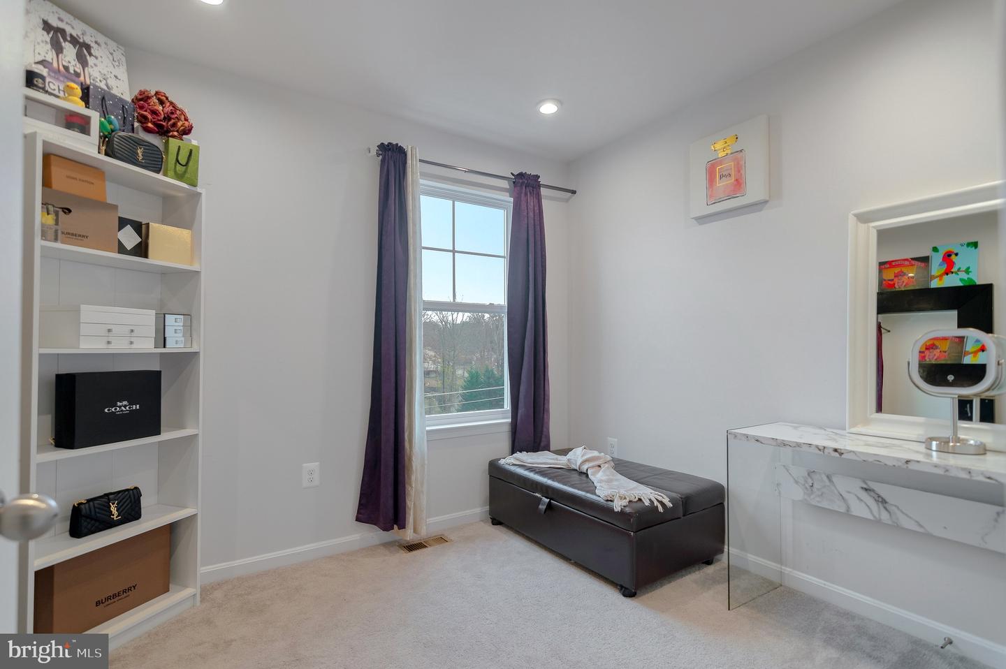 18245 SUMMIT POINTE DR, TRIANGLE, Virginia 22172, 4 Bedrooms Bedrooms, ,3 BathroomsBathrooms,Residential,For sale,18245 SUMMIT POINTE DR,VAPW2108036 MLS # VAPW2108036