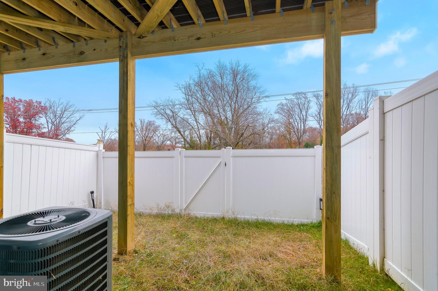 18245 SUMMIT POINTE DR, TRIANGLE, Virginia 22172, 4 Bedrooms Bedrooms, ,3 BathroomsBathrooms,Residential,For sale,18245 SUMMIT POINTE DR,VAPW2108036 MLS # VAPW2108036