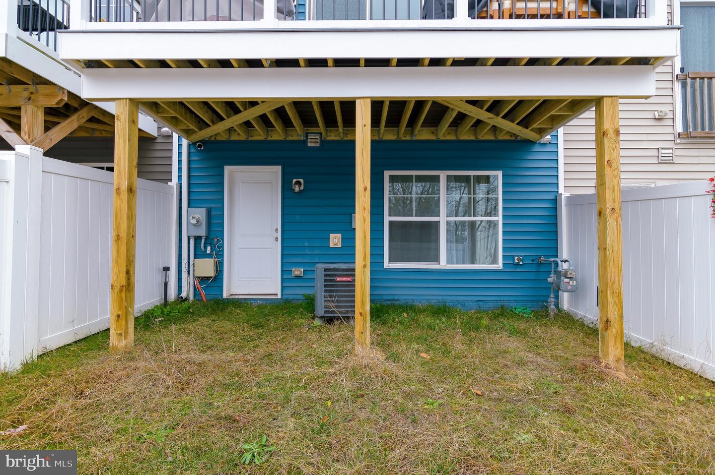 18245 SUMMIT POINTE DR, TRIANGLE, Virginia 22172, 4 Bedrooms Bedrooms, ,3 BathroomsBathrooms,Residential,For sale,18245 SUMMIT POINTE DR,VAPW2108036 MLS # VAPW2108036