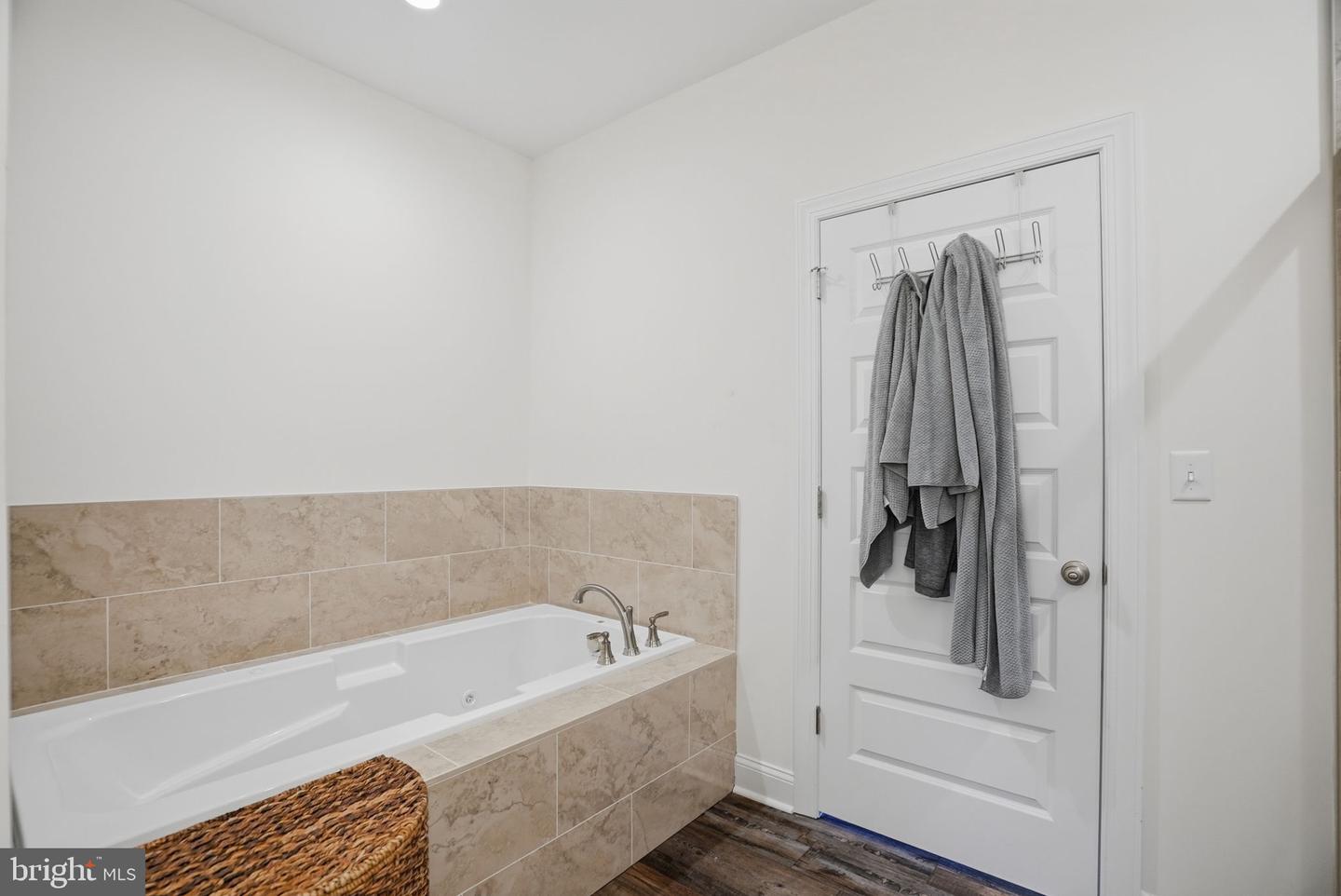 4 MARTZ CT, CAPE CHARLES, Virginia 23310, 5 Bedrooms Bedrooms, ,3 BathroomsBathrooms,Residential,For sale,4 MARTZ CT,VANH2000080 MLS # VANH2000080 4 MARTZ CT, CAPE CHARLES, Virginia 23310, 5 Bedrooms Bedrooms, ,3 BathroomsBathrooms,Residential,For sale,4 MARTZ CT,VANH2000080 MLS # VANH2000080