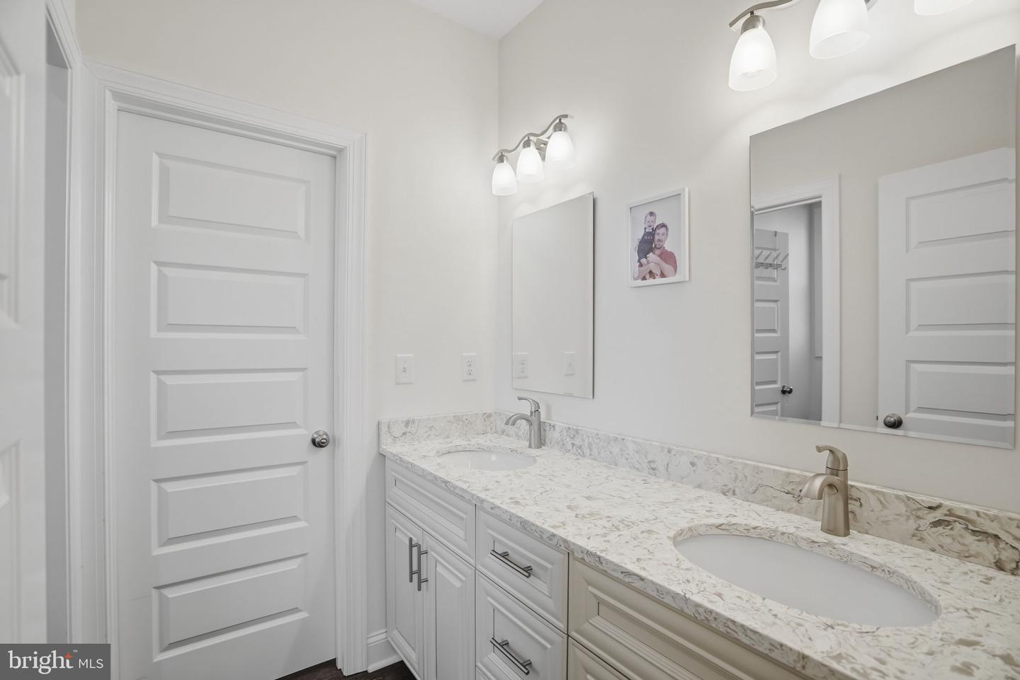 4 MARTZ CT, CAPE CHARLES, Virginia 23310, 5 Bedrooms Bedrooms, ,3 BathroomsBathrooms,Residential,For sale,4 MARTZ CT,VANH2000080 MLS # VANH2000080 4 MARTZ CT, CAPE CHARLES, Virginia 23310, 5 Bedrooms Bedrooms, ,3 BathroomsBathrooms,Residential,For sale,4 MARTZ CT,VANH2000080 MLS # VANH2000080