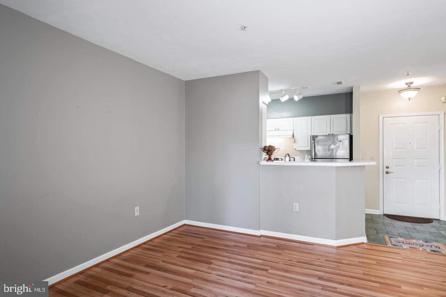 2204 WESTCOURT LN #113, HERNDON, Virginia 20170, 1 Bedroom Bedrooms, ,1 BathroomBathrooms,Residential,For sale,2204 WESTCOURT LN #113,VAFX2279872 MLS # VAFX2279872 2204 WESTCOURT LN #113, HERNDON, Virginia 20170, 1 Bedroom Bedrooms, ,1 BathroomBathrooms,Residential,For sale,2204 WESTCOURT LN #113,VAFX2279872 MLS # VAFX2279872