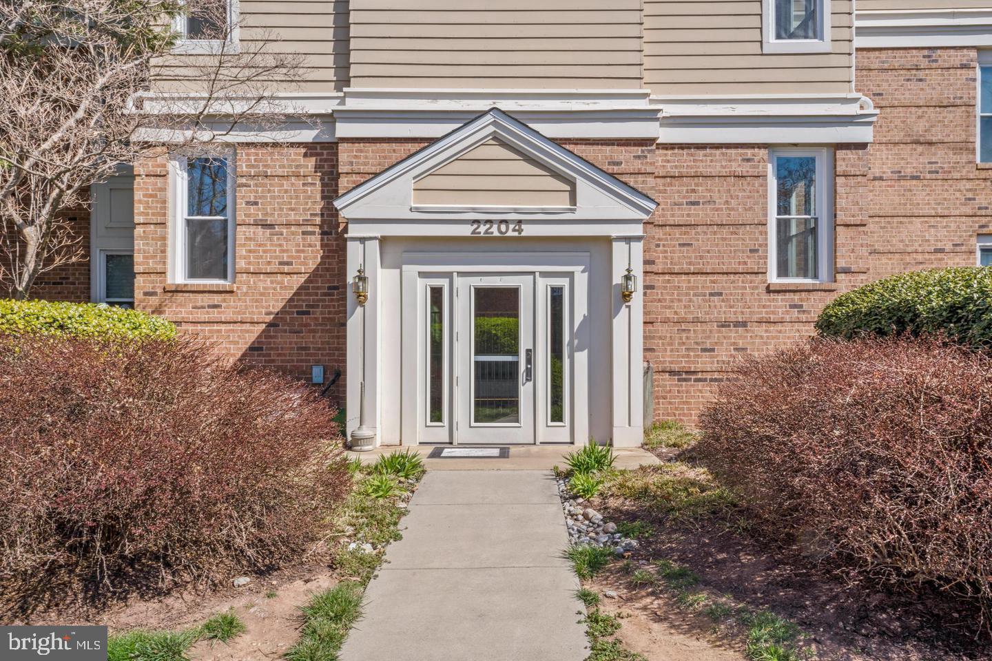 2204 WESTCOURT LN #113, HERNDON, Virginia 20170, 1 Bedroom Bedrooms, ,1 BathroomBathrooms,Residential,For sale,2204 WESTCOURT LN #113,VAFX2279872 MLS # VAFX2279872 2204 WESTCOURT LN #113, HERNDON, Virginia 20170, 1 Bedroom Bedrooms, ,1 BathroomBathrooms,Residential,For sale,2204 WESTCOURT LN #113,VAFX2279872 MLS # VAFX2279872