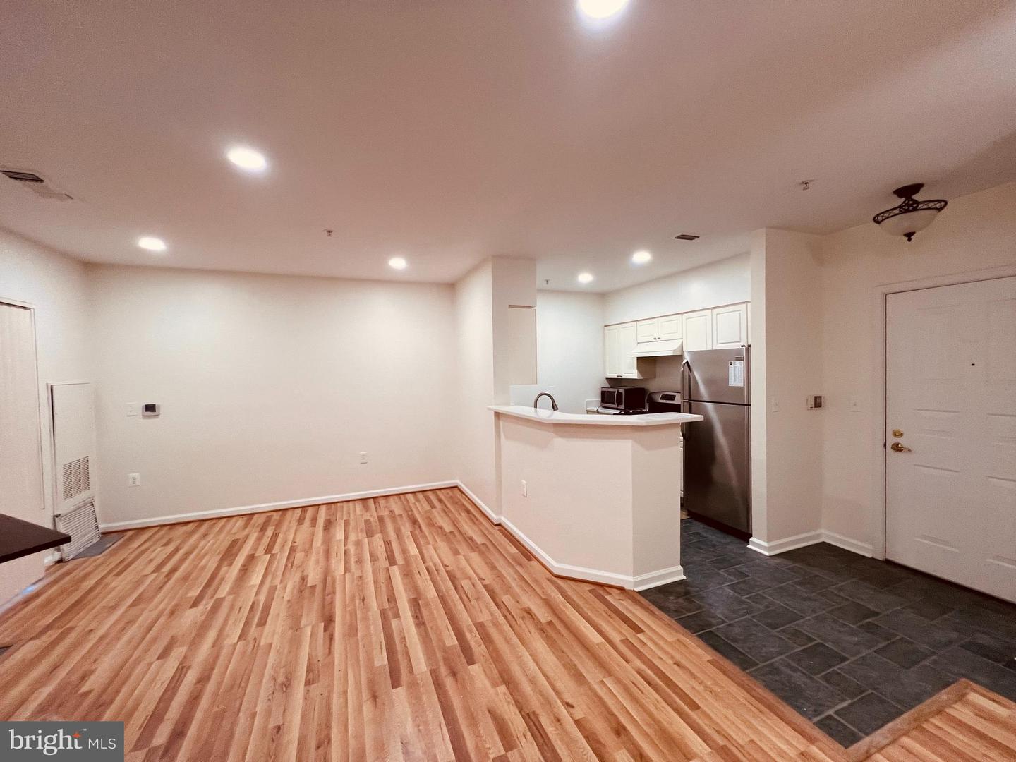 2204 WESTCOURT LN #113, HERNDON, Virginia 20170, 1 Bedroom Bedrooms, ,1 BathroomBathrooms,Residential,For sale,2204 WESTCOURT LN #113,VAFX2279872 MLS # VAFX2279872 2204 WESTCOURT LN #113, HERNDON, Virginia 20170, 1 Bedroom Bedrooms, ,1 BathroomBathrooms,Residential,For sale,2204 WESTCOURT LN #113,VAFX2279872 MLS # VAFX2279872