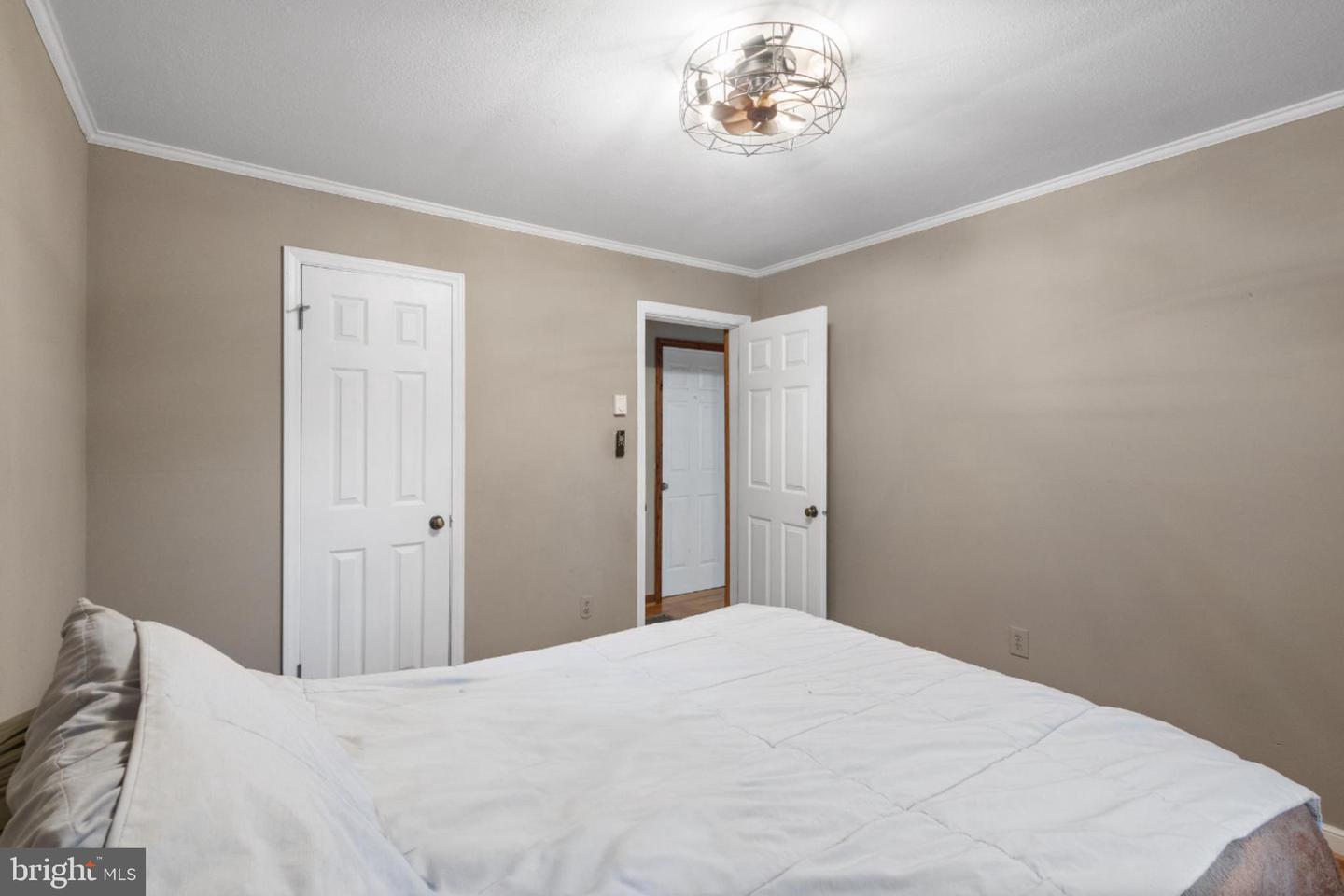 161 BELL HOLLOW LN, BLUEMONT, Virginia 20135, 5 Bedrooms Bedrooms, ,3 BathroomsBathrooms,Residential,For sale,161 BELL HOLLOW LN,VACL2006238 MLS # VACL2006238