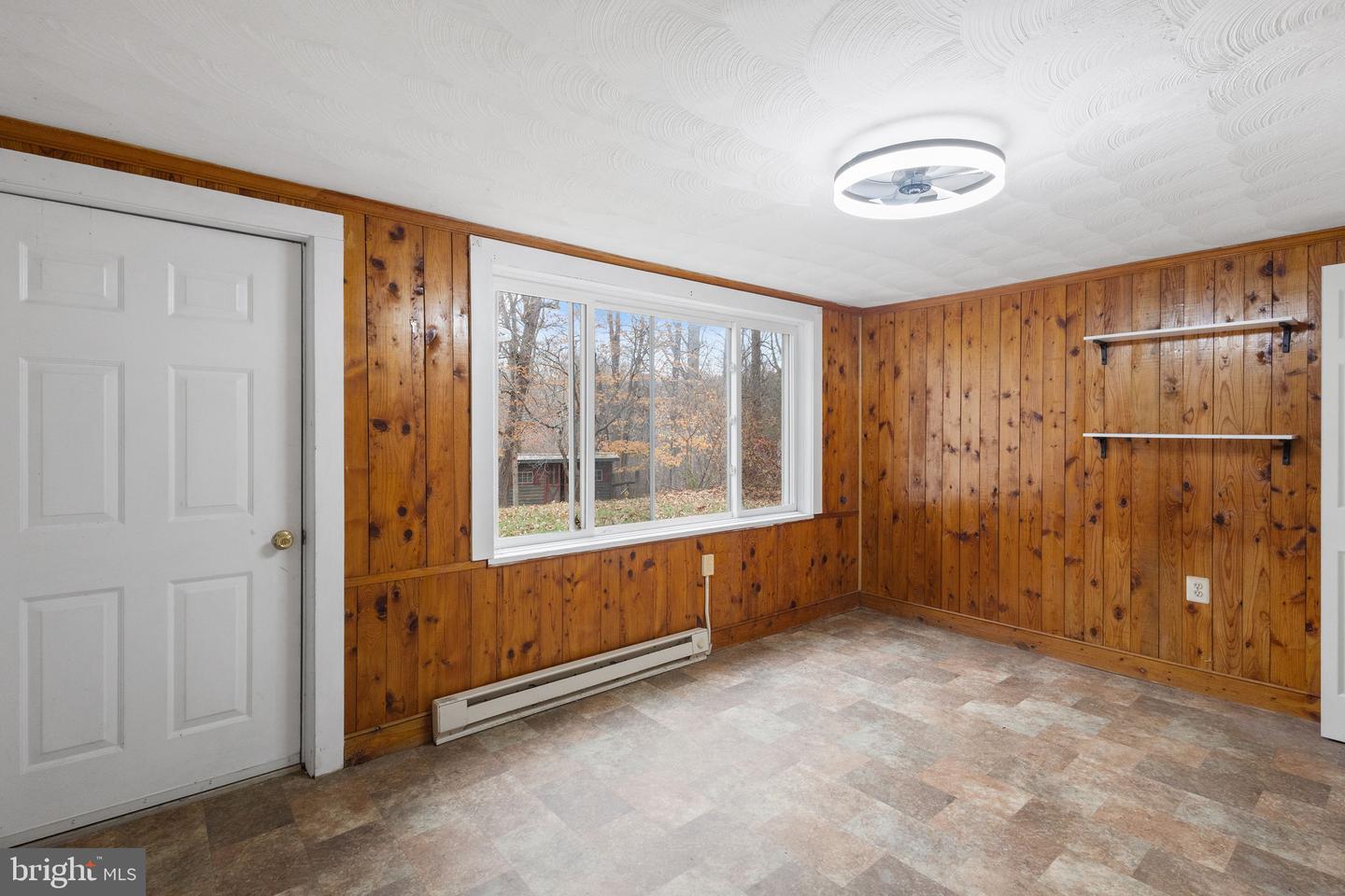 161 BELL HOLLOW LN, BLUEMONT, Virginia 20135, 5 Bedrooms Bedrooms, ,3 BathroomsBathrooms,Residential,For sale,161 BELL HOLLOW LN,VACL2006238 MLS # VACL2006238