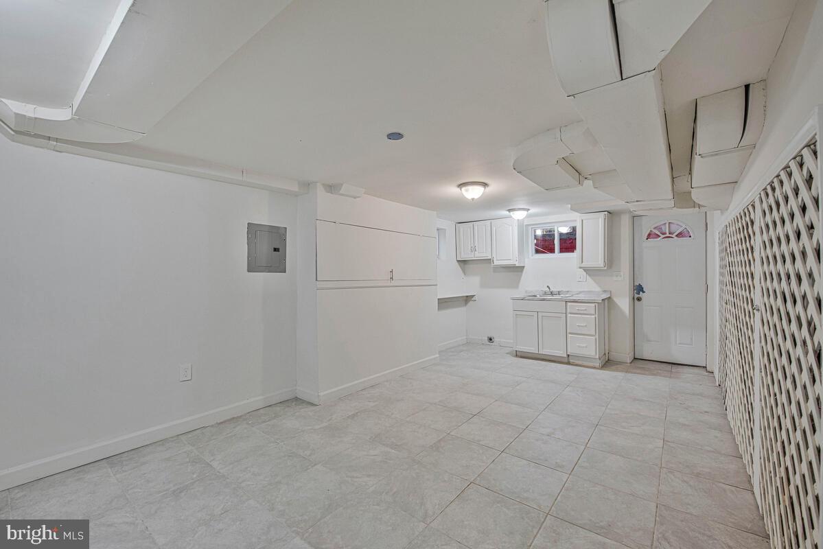 107 JOLIET ST SW, WASHINGTON, District Of Columbia 20032, 3 Bedrooms Bedrooms, ,3 BathroomsBathrooms,Residential,For sale,107 JOLIET ST SW,DCDC2232382 MLS # DCDC2232382