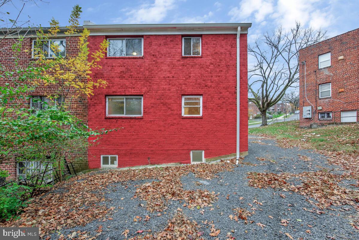 107 JOLIET ST SW, WASHINGTON, District Of Columbia 20032, 3 Bedrooms Bedrooms, ,3 BathroomsBathrooms,Residential,For sale,107 JOLIET ST SW,DCDC2232382 MLS # DCDC2232382