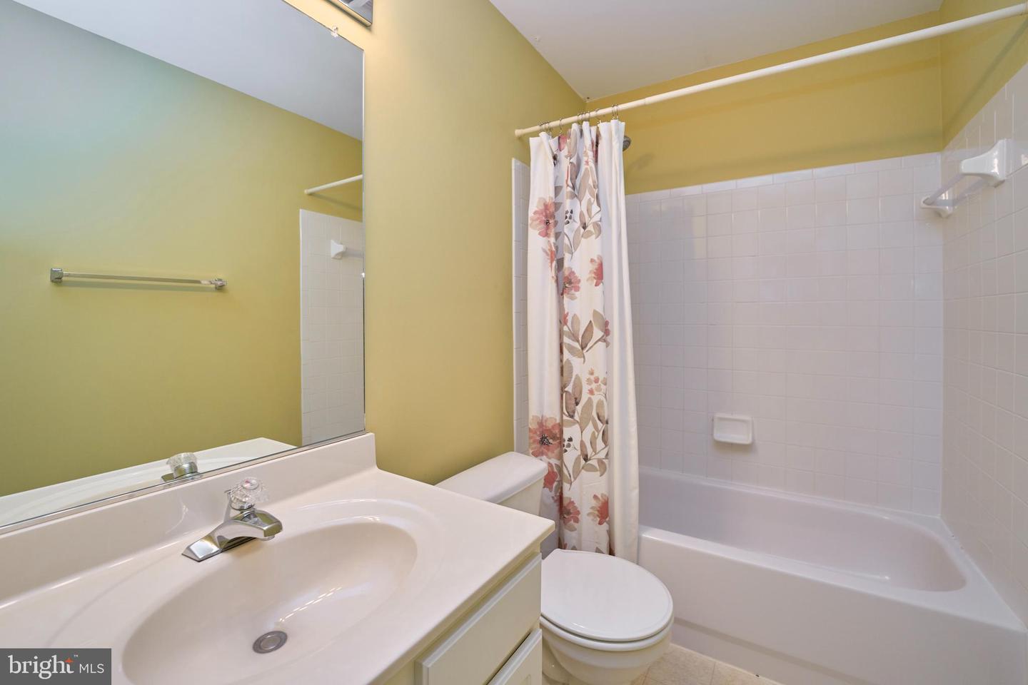 808 VANDERBILT TER SE, LEESBURG, Virginia 20175, 3 Bedrooms Bedrooms, ,2 BathroomsBathrooms,Residential,For sale,808 VANDERBILT TER SE,VALO2111394 MLS # VALO2111394 808 VANDERBILT TER SE, LEESBURG, Virginia 20175, 3 Bedrooms Bedrooms, ,2 BathroomsBathrooms,Residential,For sale,808 VANDERBILT TER SE,VALO2111394 MLS # VALO2111394