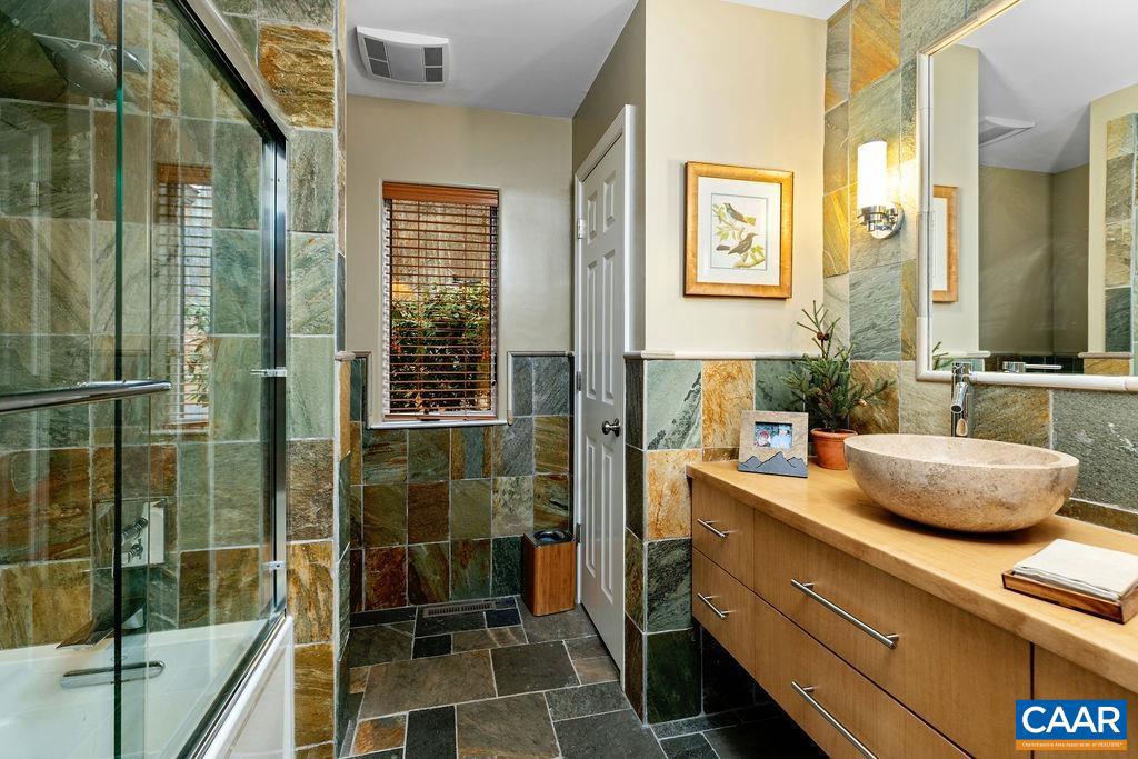 293 WHITE OAK DR, WINTERGREEN RESORT, Virginia 22967, 5 Bedrooms Bedrooms, ,3 BathroomsBathrooms,Residential,For sale,293 WHITE OAK DR,671305 MLS # 671305 293 WHITE OAK DR, WINTERGREEN RESORT, Virginia 22967, 5 Bedrooms Bedrooms, ,3 BathroomsBathrooms,Residential,For sale,293 WHITE OAK DR,671305 MLS # 671305