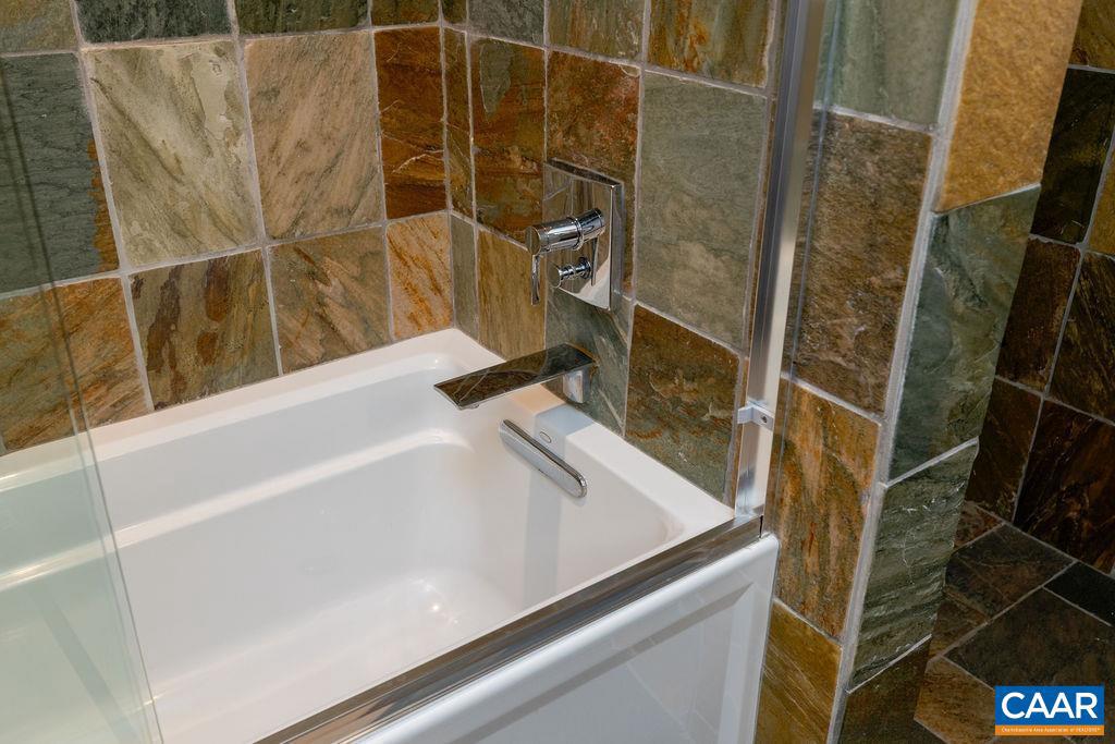 293 WHITE OAK DR, WINTERGREEN RESORT, Virginia 22967, 5 Bedrooms Bedrooms, ,3 BathroomsBathrooms,Residential,For sale,293 WHITE OAK DR,671305 MLS # 671305 293 WHITE OAK DR, WINTERGREEN RESORT, Virginia 22967, 5 Bedrooms Bedrooms, ,3 BathroomsBathrooms,Residential,For sale,293 WHITE OAK DR,671305 MLS # 671305