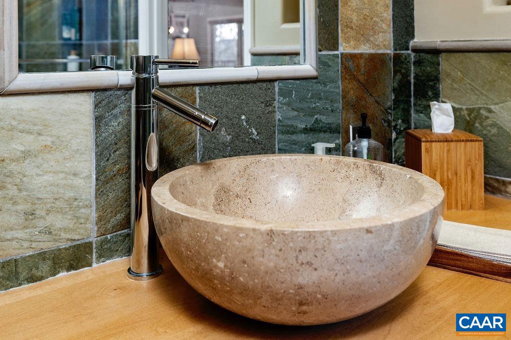 293 WHITE OAK DR, WINTERGREEN RESORT, Virginia 22967, 5 Bedrooms Bedrooms, ,3 BathroomsBathrooms,Residential,For sale,293 WHITE OAK DR,671305 MLS # 671305 293 WHITE OAK DR, WINTERGREEN RESORT, Virginia 22967, 5 Bedrooms Bedrooms, ,3 BathroomsBathrooms,Residential,For sale,293 WHITE OAK DR,671305 MLS # 671305