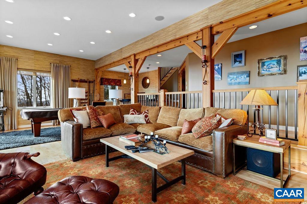 293 WHITE OAK DR, WINTERGREEN RESORT, Virginia 22967, 5 Bedrooms Bedrooms, ,3 BathroomsBathrooms,Residential,For sale,293 WHITE OAK DR,671305 MLS # 671305 293 WHITE OAK DR, WINTERGREEN RESORT, Virginia 22967, 5 Bedrooms Bedrooms, ,3 BathroomsBathrooms,Residential,For sale,293 WHITE OAK DR,671305 MLS # 671305