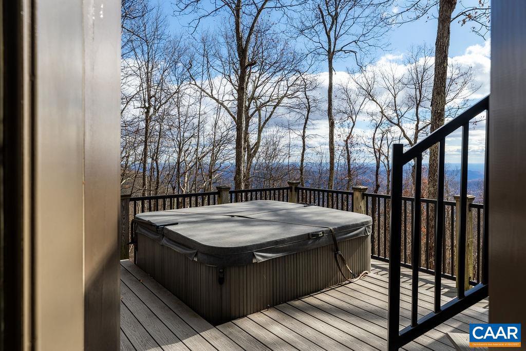 293 WHITE OAK DR, WINTERGREEN RESORT, Virginia 22967, 5 Bedrooms Bedrooms, ,3 BathroomsBathrooms,Residential,For sale,293 WHITE OAK DR,671305 MLS # 671305 293 WHITE OAK DR, WINTERGREEN RESORT, Virginia 22967, 5 Bedrooms Bedrooms, ,3 BathroomsBathrooms,Residential,For sale,293 WHITE OAK DR,671305 MLS # 671305