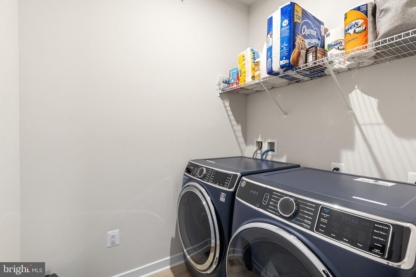 43769 TRANSIT SQ, ASHBURN, Virginia 20147, 3 Bedrooms Bedrooms, ,2 BathroomsBathrooms,Residential,For sale,43769 TRANSIT SQ,VALO2111418 MLS # VALO2111418 43769 TRANSIT SQ, ASHBURN, Virginia 20147, 3 Bedrooms Bedrooms, ,2 BathroomsBathrooms,Residential,For sale,43769 TRANSIT SQ,VALO2111418 MLS # VALO2111418