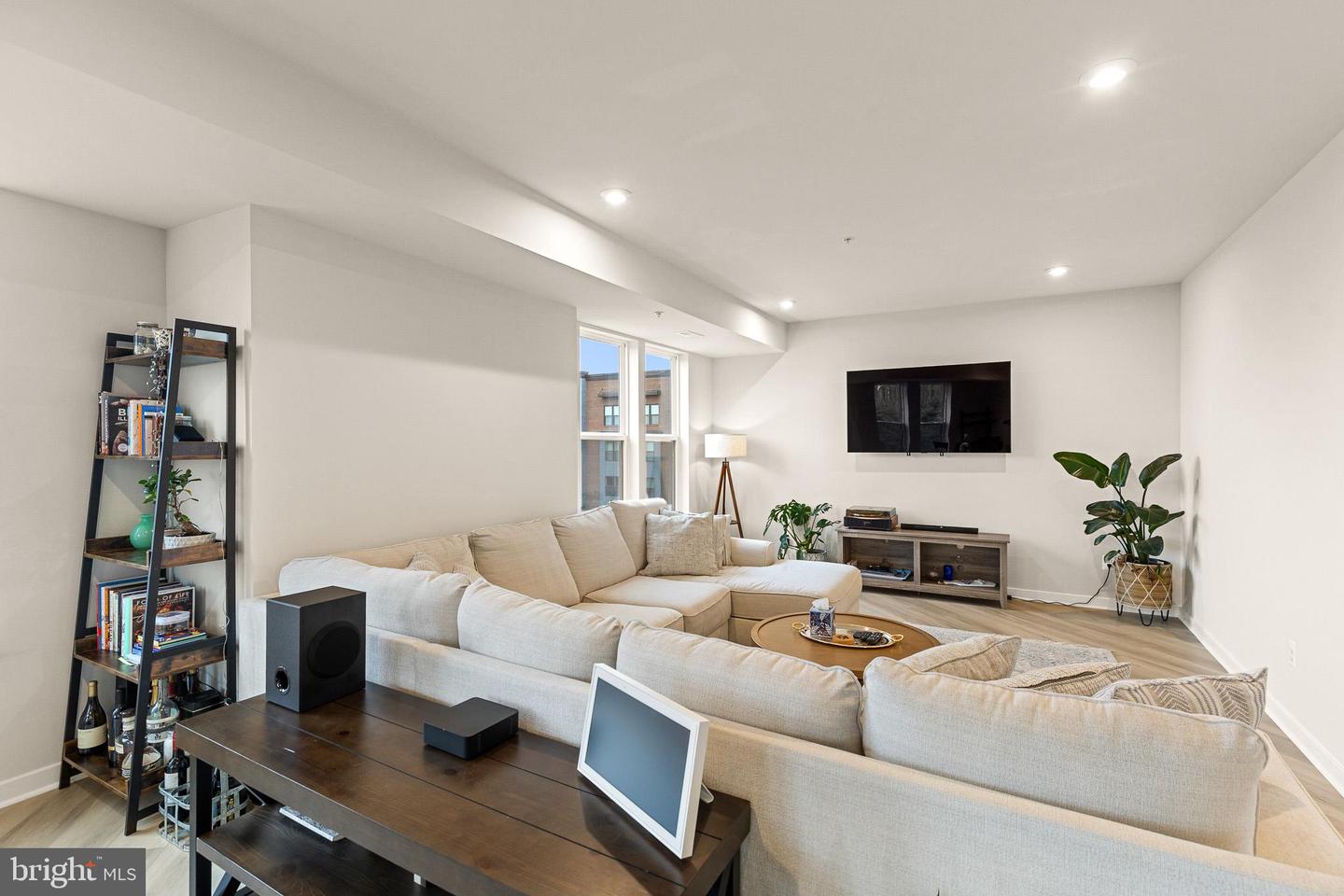 43769 TRANSIT SQ, ASHBURN, Virginia 20147, 3 Bedrooms Bedrooms, ,2 BathroomsBathrooms,Residential,For sale,43769 TRANSIT SQ,VALO2111418 MLS # VALO2111418 43769 TRANSIT SQ, ASHBURN, Virginia 20147, 3 Bedrooms Bedrooms, ,2 BathroomsBathrooms,Residential,For sale,43769 TRANSIT SQ,VALO2111418 MLS # VALO2111418