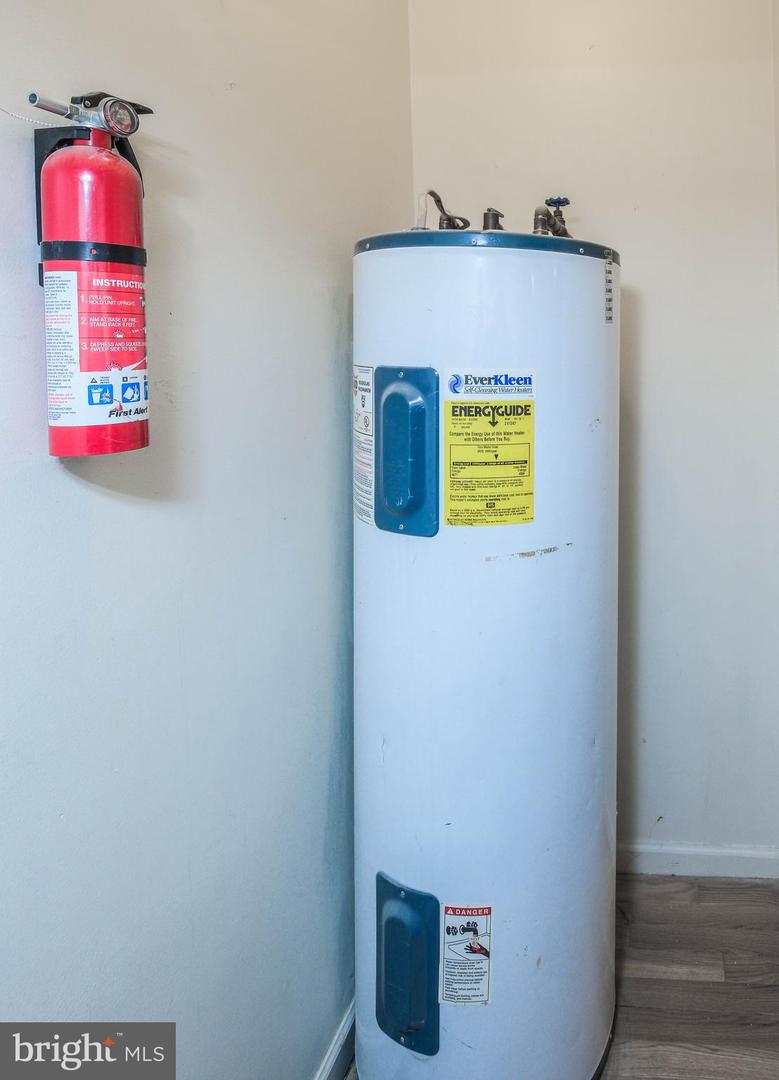 1330 MONROE AVE, FRONT ROYAL, Virginia 22630, 2 Bedrooms Bedrooms, ,1 BathroomBathrooms,Residential,For sale,1330 MONROE AVE,VAWR2012816 MLS # VAWR2012816 1330 MONROE AVE, FRONT ROYAL, Virginia 22630, 2 Bedrooms Bedrooms, ,1 BathroomBathrooms,Residential,For sale,1330 MONROE AVE,VAWR2012816 MLS # VAWR2012816