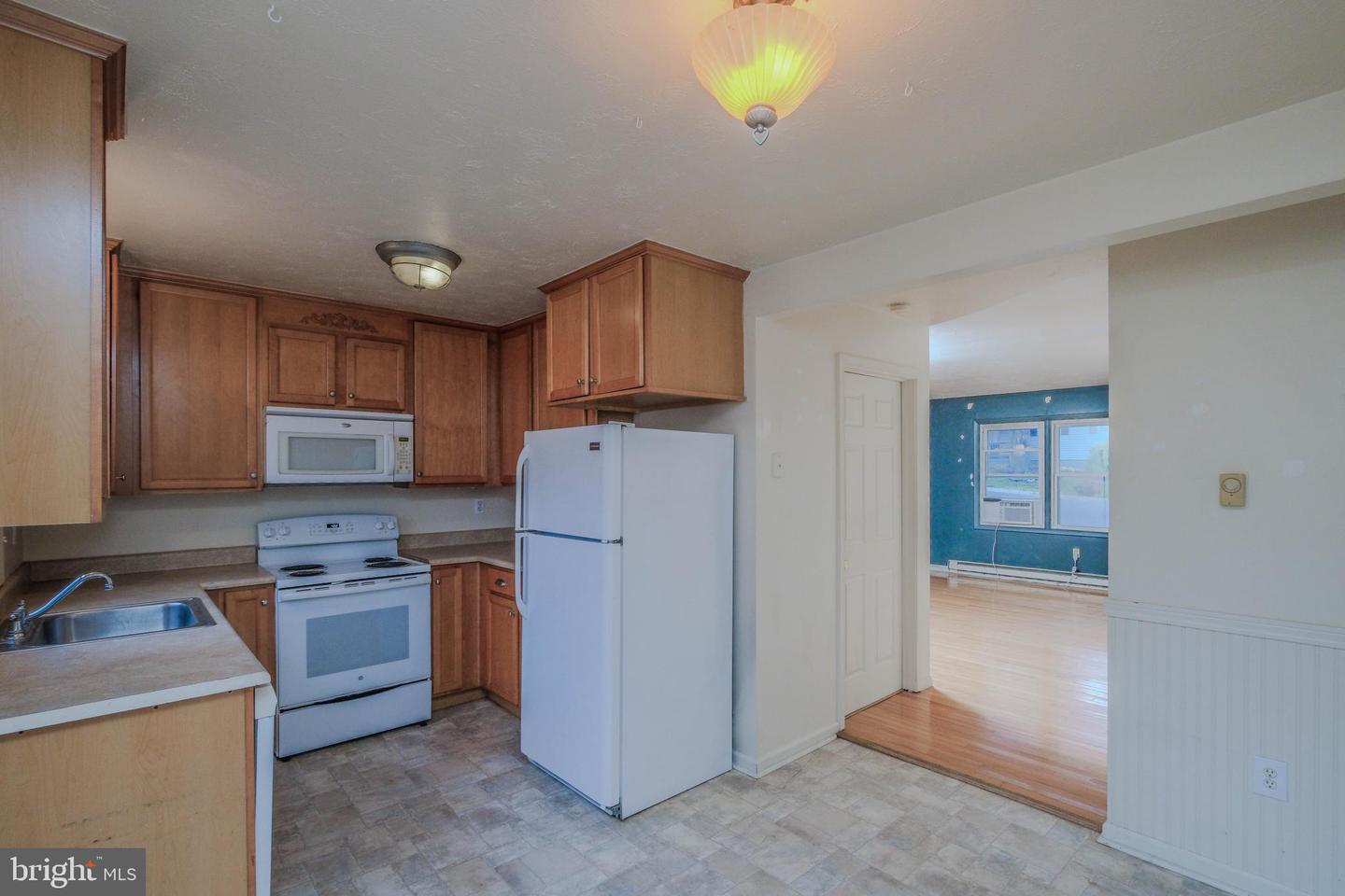 1330 MONROE AVE, FRONT ROYAL, Virginia 22630, 2 Bedrooms Bedrooms, ,1 BathroomBathrooms,Residential,For sale,1330 MONROE AVE,VAWR2012816 MLS # VAWR2012816 1330 MONROE AVE, FRONT ROYAL, Virginia 22630, 2 Bedrooms Bedrooms, ,1 BathroomBathrooms,Residential,For sale,1330 MONROE AVE,VAWR2012816 MLS # VAWR2012816