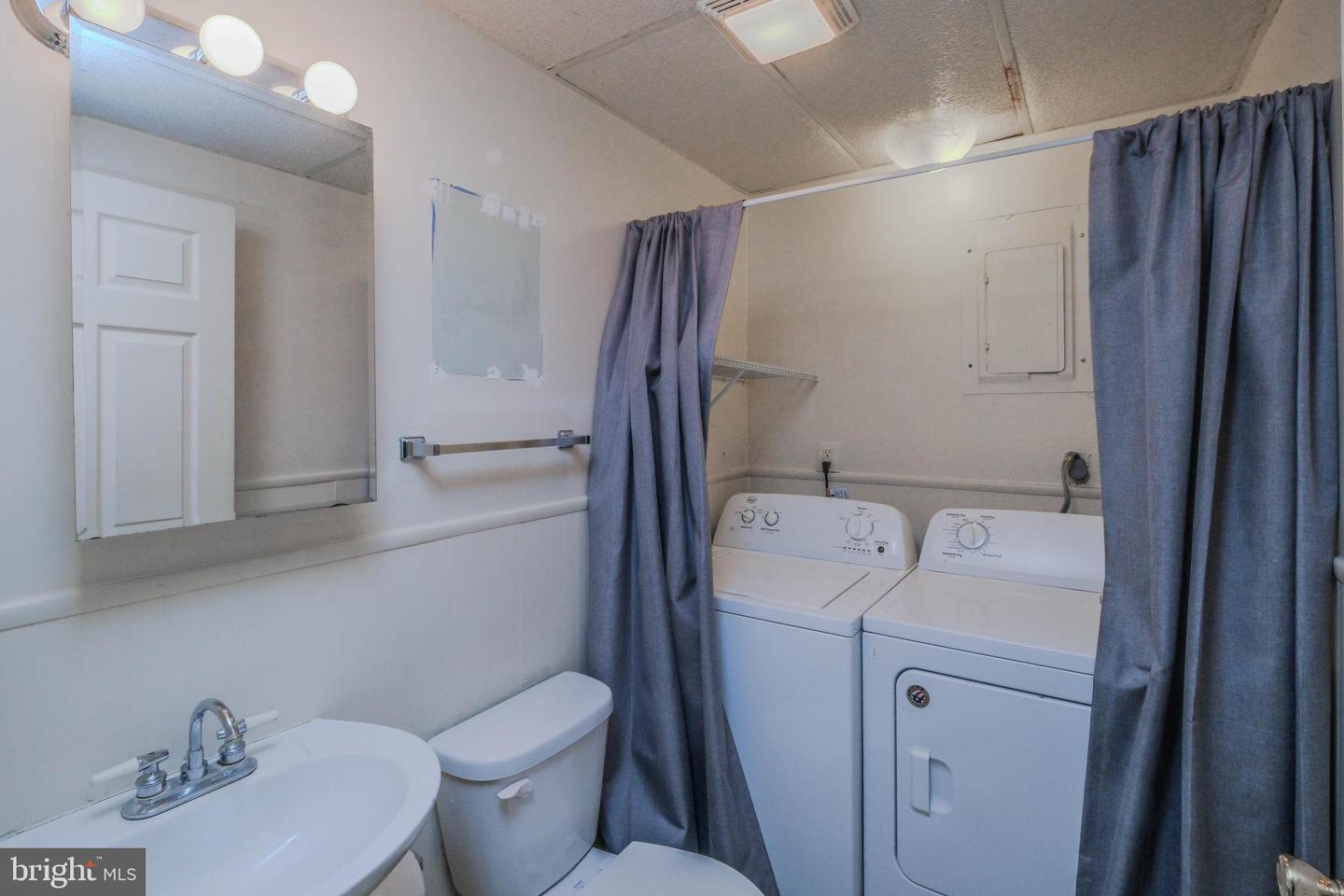 1330 MONROE AVE, FRONT ROYAL, Virginia 22630, 2 Bedrooms Bedrooms, ,1 BathroomBathrooms,Residential,For sale,1330 MONROE AVE,VAWR2012816 MLS # VAWR2012816 1330 MONROE AVE, FRONT ROYAL, Virginia 22630, 2 Bedrooms Bedrooms, ,1 BathroomBathrooms,Residential,For sale,1330 MONROE AVE,VAWR2012816 MLS # VAWR2012816