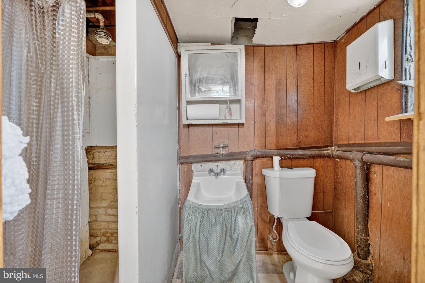 1424 TAYLOR ST NW, WASHINGTON, District Of Columbia 20011, 4 Bedrooms Bedrooms, ,2 BathroomsBathrooms,Residential,For sale,1424 TAYLOR ST NW,DCDC2232582 MLS # DCDC2232582 1424 TAYLOR ST NW, WASHINGTON, District Of Columbia 20011, 4 Bedrooms Bedrooms, ,2 BathroomsBathrooms,Residential,For sale,1424 TAYLOR ST NW,DCDC2232582 MLS # DCDC2232582