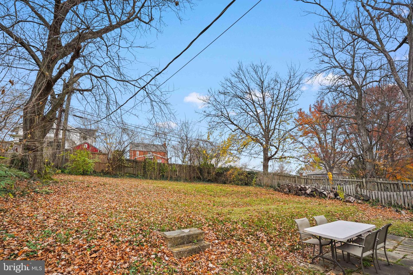 1008 N ROOSEVELT ST, ARLINGTON, Virginia 22205, 3 Bedrooms Bedrooms, ,2 BathroomsBathrooms,Residential,For sale,1008 N ROOSEVELT ST,VAAR2066282 MLS # VAAR2066282