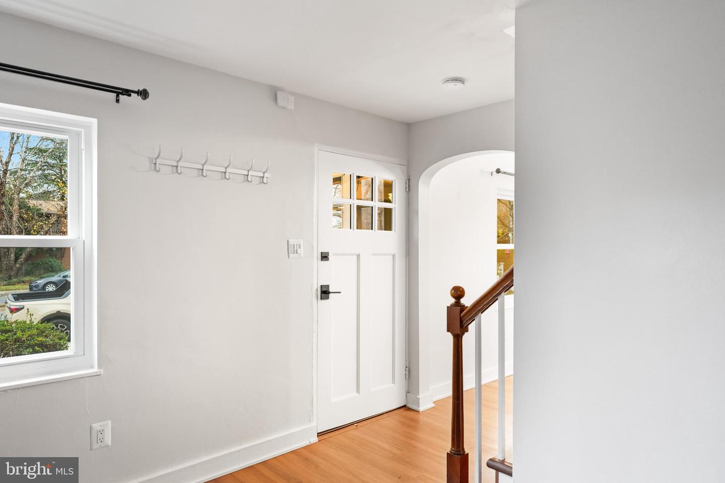 1008 N ROOSEVELT ST, ARLINGTON, Virginia 22205, 3 Bedrooms Bedrooms, ,2 BathroomsBathrooms,Residential,For sale,1008 N ROOSEVELT ST,VAAR2066282 MLS # VAAR2066282