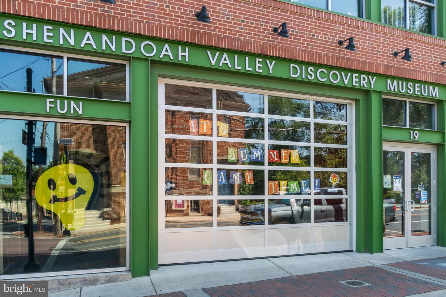 107 MALBEC CT, WINCHESTER, Virginia 22602, 4 Bedrooms Bedrooms, ,3 BathroomsBathrooms,Residential,For sale,107 MALBEC CT,VAFV2038146 MLS # VAFV2038146 107 MALBEC CT, WINCHESTER, Virginia 22602, 4 Bedrooms Bedrooms, ,3 BathroomsBathrooms,Residential,For sale,107 MALBEC CT,VAFV2038146 MLS # VAFV2038146