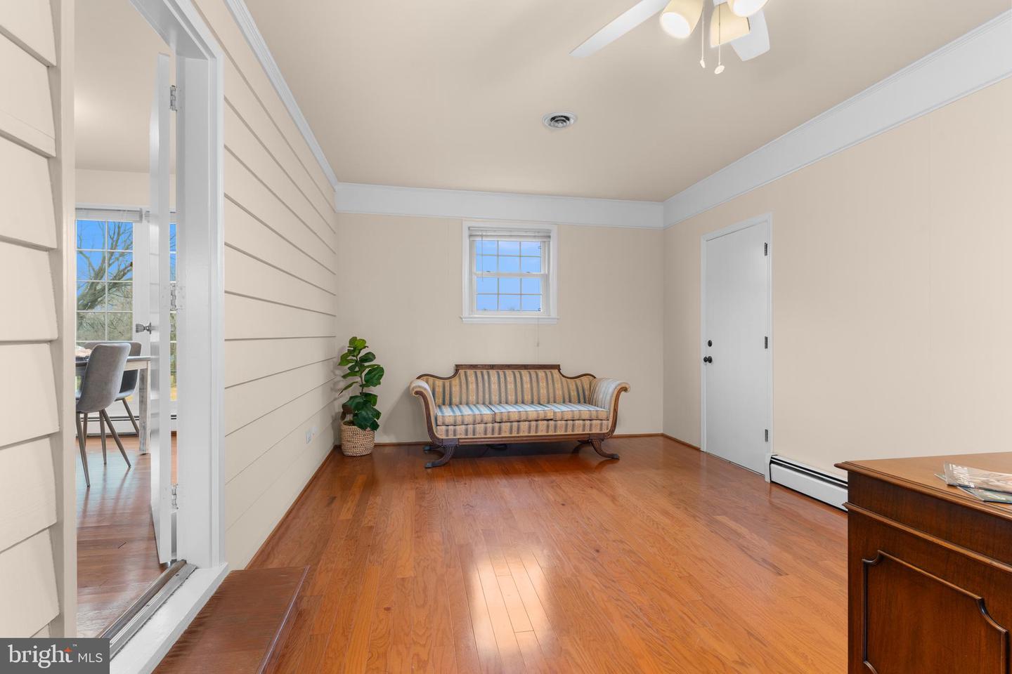 565 SOLGROVE RD, WARRENTON, Virginia 20186, 2 Bedrooms Bedrooms, ,1 BathroomBathrooms,Residential,For sale,565 SOLGROVE RD,VAFQ2019716 MLS # VAFQ2019716