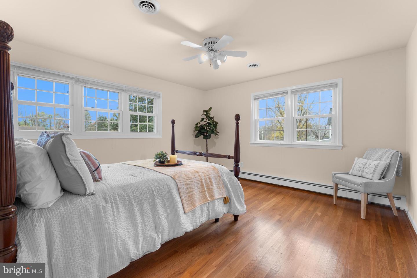 565 SOLGROVE RD, WARRENTON, Virginia 20186, 2 Bedrooms Bedrooms, ,1 BathroomBathrooms,Residential,For sale,565 SOLGROVE RD,VAFQ2019716 MLS # VAFQ2019716