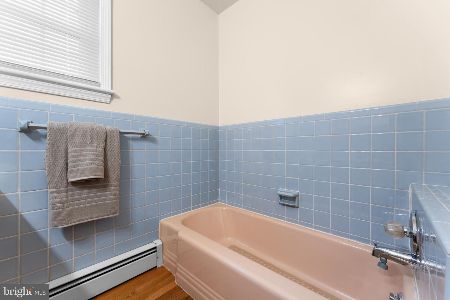 565 SOLGROVE RD, WARRENTON, Virginia 20186, 2 Bedrooms Bedrooms, ,1 BathroomBathrooms,Residential,For sale,565 SOLGROVE RD,VAFQ2019716 MLS # VAFQ2019716