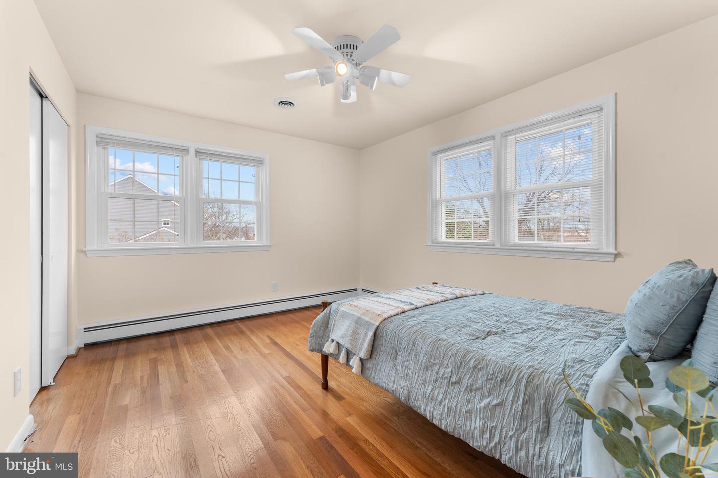 565 SOLGROVE RD, WARRENTON, Virginia 20186, 2 Bedrooms Bedrooms, ,1 BathroomBathrooms,Residential,For sale,565 SOLGROVE RD,VAFQ2019716 MLS # VAFQ2019716