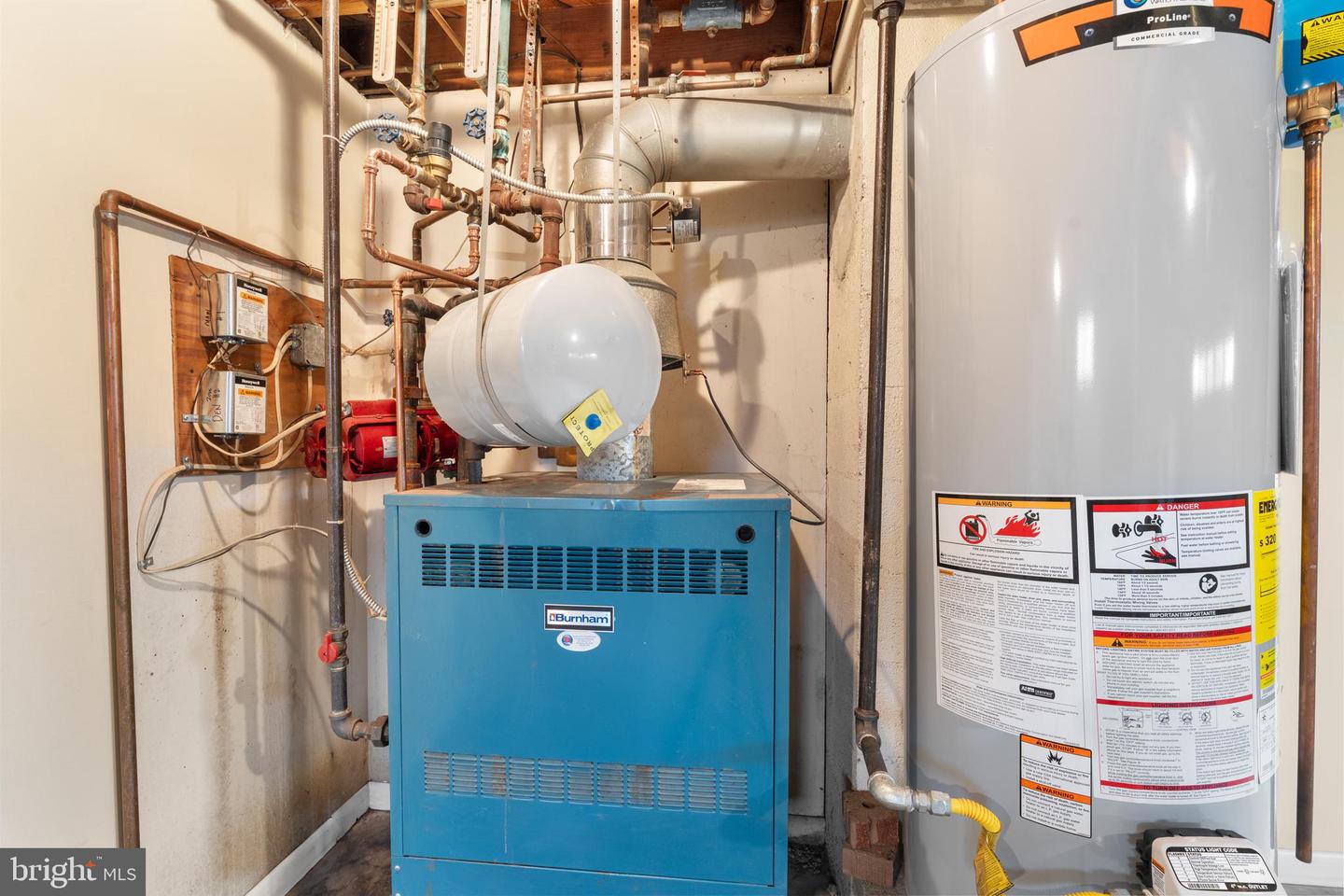 565 SOLGROVE RD, WARRENTON, Virginia 20186, 2 Bedrooms Bedrooms, ,1 BathroomBathrooms,Residential,For sale,565 SOLGROVE RD,VAFQ2019716 MLS # VAFQ2019716