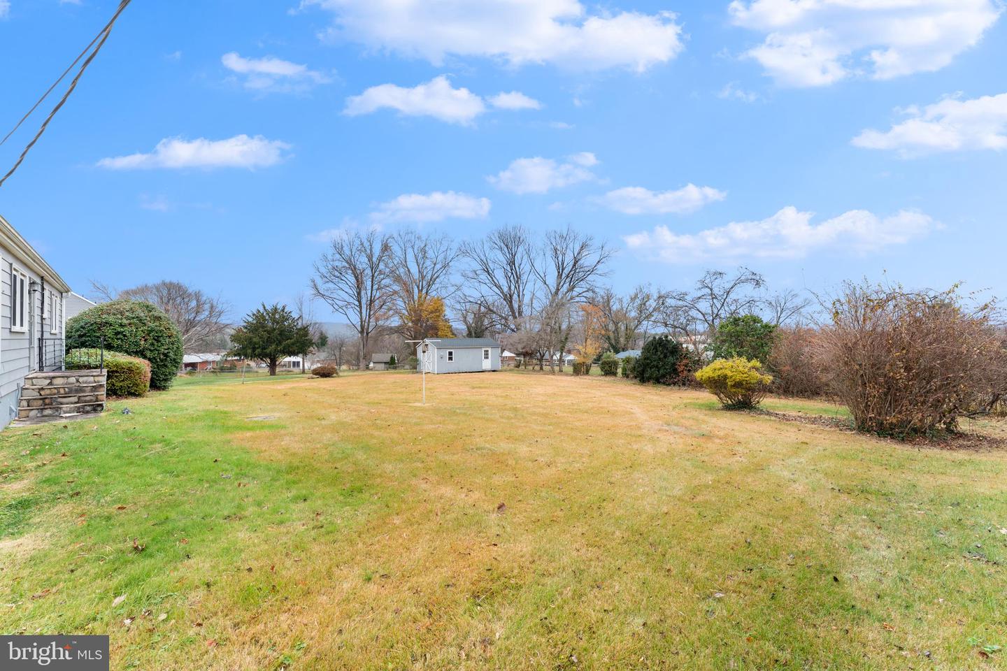 565 SOLGROVE RD, WARRENTON, Virginia 20186, 2 Bedrooms Bedrooms, ,1 BathroomBathrooms,Residential,For sale,565 SOLGROVE RD,VAFQ2019716 MLS # VAFQ2019716