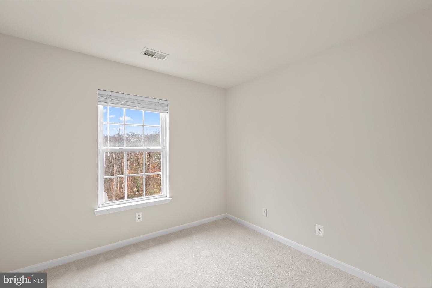 8934 MILFORD HAVEN CT #B, LORTON, Virginia 22079, 3 Bedrooms Bedrooms, ,2 BathroomsBathrooms,Residential,For sale,8934 MILFORD HAVEN CT #B,VAFX2279916 MLS # VAFX2279916