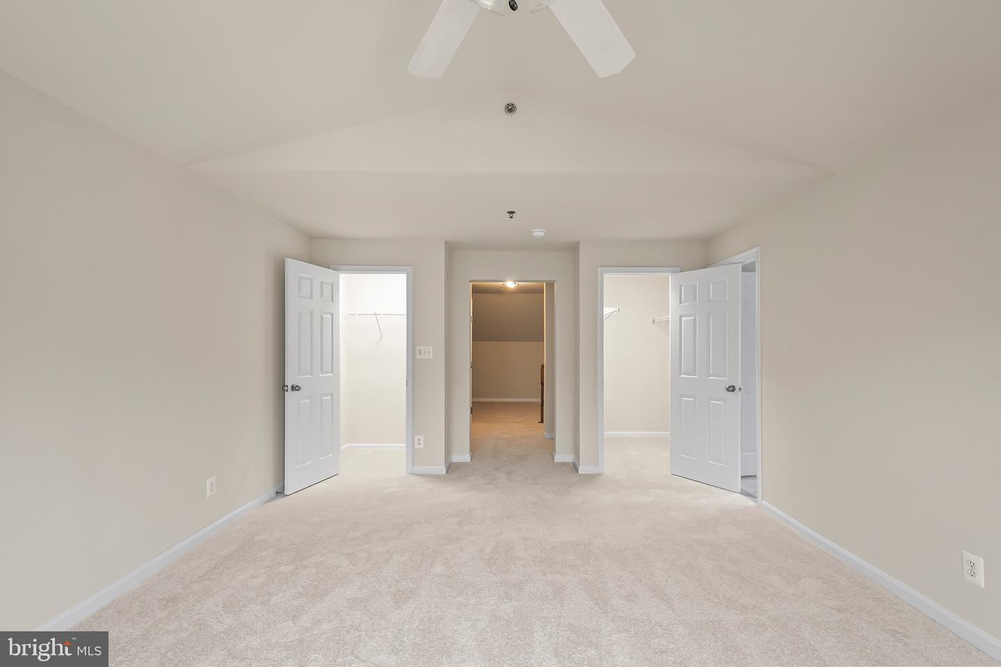 8934 MILFORD HAVEN CT #B, LORTON, Virginia 22079, 3 Bedrooms Bedrooms, ,2 BathroomsBathrooms,Residential,For sale,8934 MILFORD HAVEN CT #B,VAFX2279916 MLS # VAFX2279916