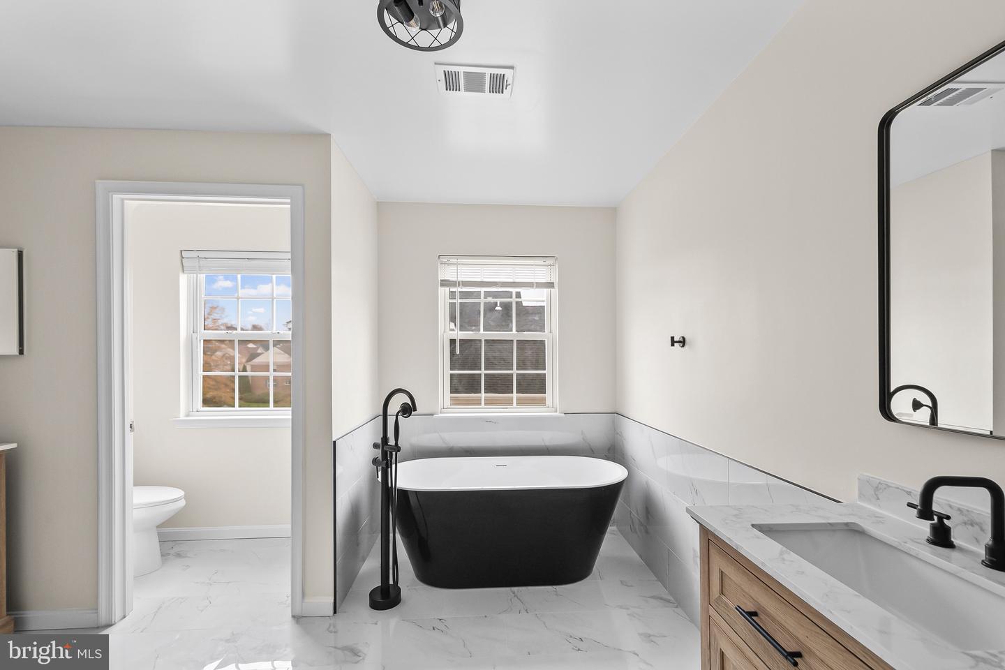 8934 MILFORD HAVEN CT #B, LORTON, Virginia 22079, 3 Bedrooms Bedrooms, ,2 BathroomsBathrooms,Residential,For sale,8934 MILFORD HAVEN CT #B,VAFX2279916 MLS # VAFX2279916