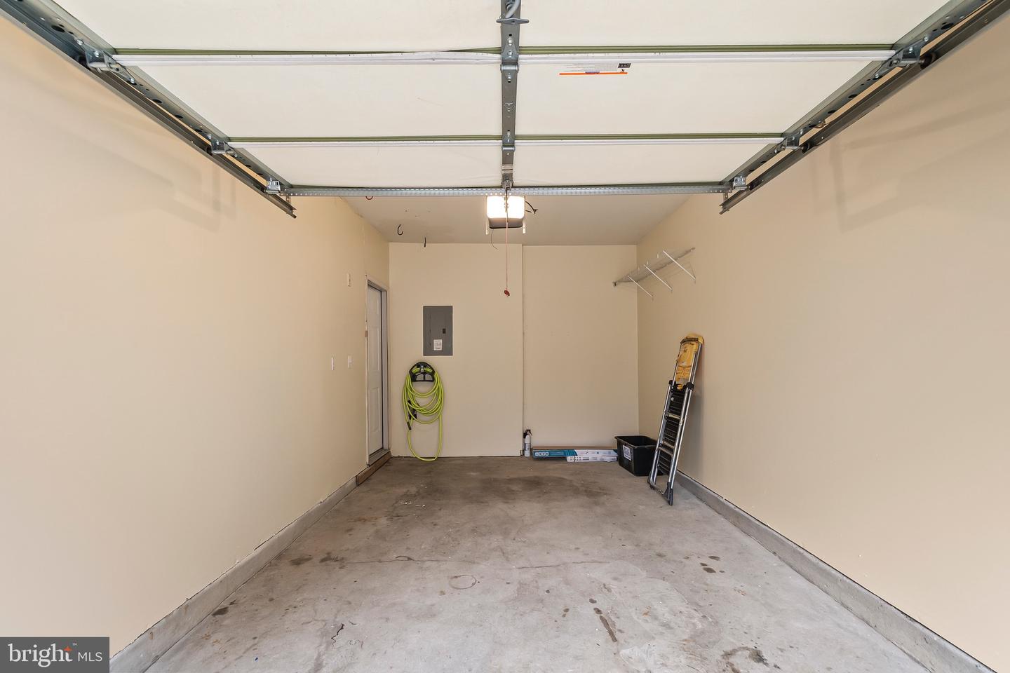 8934 MILFORD HAVEN CT #B, LORTON, Virginia 22079, 3 Bedrooms Bedrooms, ,2 BathroomsBathrooms,Residential,For sale,8934 MILFORD HAVEN CT #B,VAFX2279916 MLS # VAFX2279916