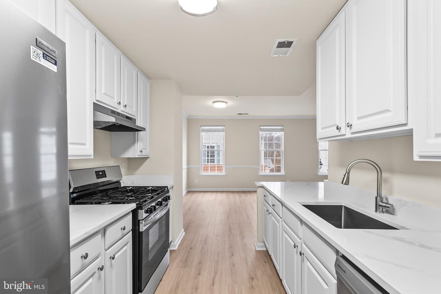 8934 MILFORD HAVEN CT #B, LORTON, Virginia 22079, 3 Bedrooms Bedrooms, ,2 BathroomsBathrooms,Residential,For sale,8934 MILFORD HAVEN CT #B,VAFX2279916 MLS # VAFX2279916